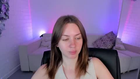Snapshot of meganclapp chatting on 05-20-26, 05:24 Megan online show from 05-20-26, 05:24