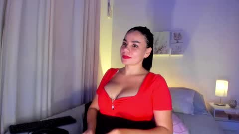 Megan M online show from 12-12-24, 04:04