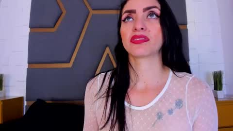 Snapshot of meganhofman chatting on 10-25-25, 11:51 Megan Hofman online show from 10-25-25, 11:51