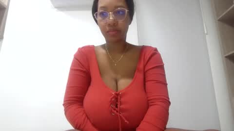Snapshot of meganhotxx2 chatting on 01-23-25, 05:13 megan online show from 01-23-25, 05:13
