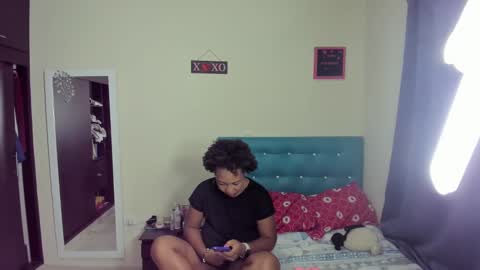 Snapshot of meganhotxx2 chatting on 02-20-25, 02:51 megan online show from 02-20-25, 02:51