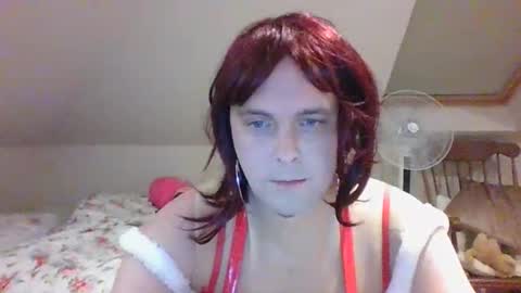 Snapshot of megankallan chatting on 12-16-25, 06:57 megankallan online show from 12-16-25, 06:57