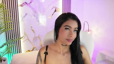 Megan Lowell online show from 11-29-25, 07:50