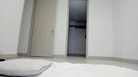 meganmir1 online show from 02-25-25, 11:41