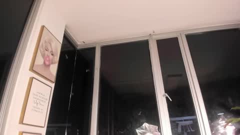 Snapshot of megann__sweet chatting on 02-13-25, 10:34 Mara online show from 02-13-25, 10:34