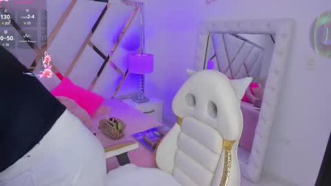 Megan  online show from 10-12-25, 11:26