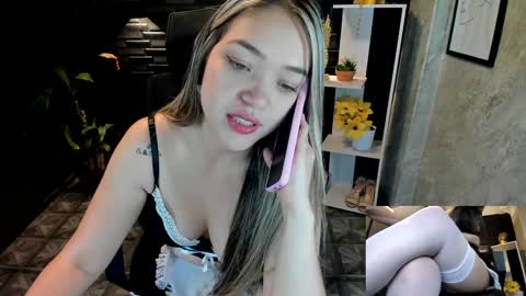 Snapshot of megann_hill chatting on 01-29-25, 07:11 Megan online show from 01-29-25, 07:11