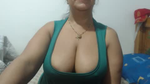 Snapshot of meganny_2023 chatting on 05-06-26, 12:41 Danny online show from 05-06-26, 12:41
