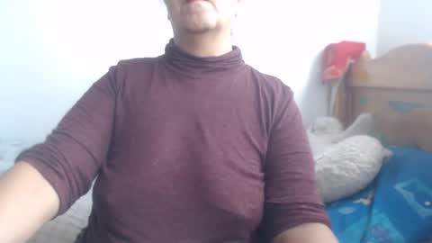 Snapshot of meganny_2023 chatting on 05-12-26, 01:30 Danny online show from 05-12-26, 01:30