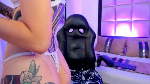 Megan Presley online show from 04-30-26, 02:34
