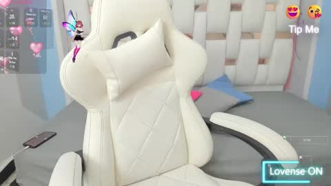 Megan Queen online show from 11-07-25, 06:19