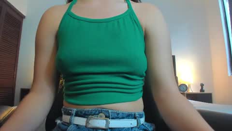 Snapshot of meganqueen2 chatting on 06-20-26, 12:08 Megan Queen online show from 06-20-26, 12:08