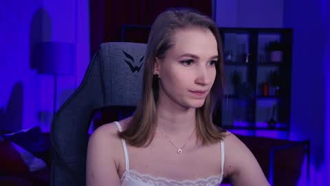 megan online show from 04-10-26, 05:39