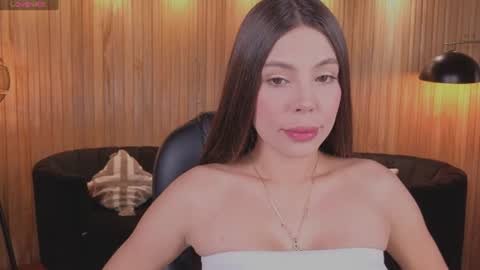 Snapshot of meganscottx chatting on 06-17-26, 12:07 Megan online show from 06-17-26, 12:07