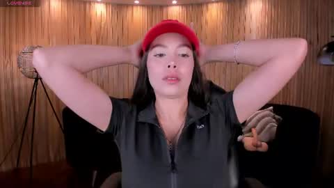 Snapshot of meganscottx chatting on 07-27-26, 12:23 Megan online show from 07-27-26, 12:23