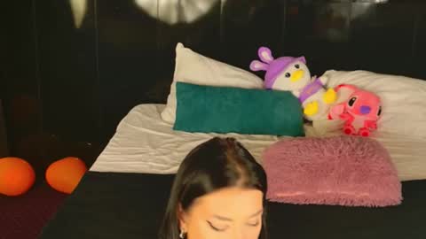 Snapshot of megansin69 chatting on 11-17-25, 05:35 Megansin69 online show from 11-17-25, 05:35