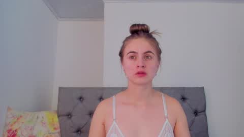 megansammy online show from 04-19-26, 02:16