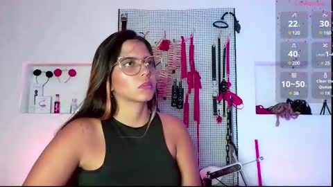 Snapshot of meggan_greey chatting on 02-09-25, 07:41 Your best slave online show from 02-09-25, 07:41