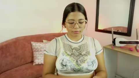 Snapshot of meggan_greey chatting on 06-15-26, 12:13 Your best slave online show from 06-15-26, 12:13