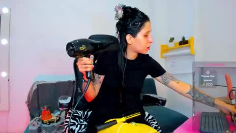 Snapshot of megganjobs chatting on 03-17-26, 10:18 Juli online show from 03-17-26, 10:18