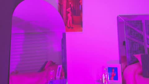 Snapshot of meghann_sweet chatting on 09-12-25, 12:22 meghann_sweet online show from 09-12-25, 12:22