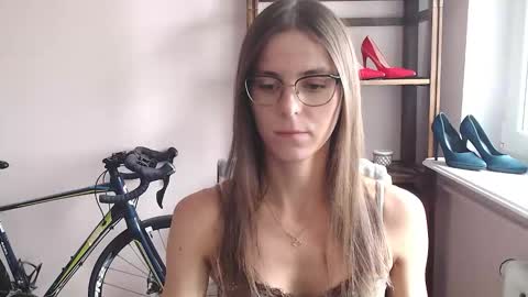 Megi online show from 04-03-26, 01:20