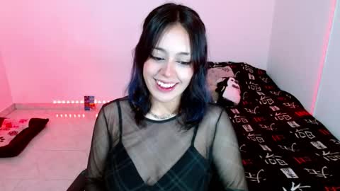 Snapshot of mei04_ chatting on 11-24-25, 02:55 Melissa online show from 11-24-25, 02:55