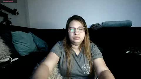Snapshot of meichangcb chatting on 05-15-26, 02:40 mei chang online show from 05-15-26, 02:40