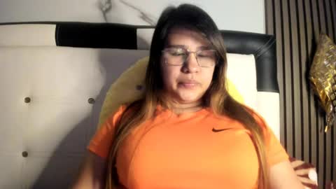 Snapshot of meichangcb chatting on 05-24-26, 03:55 mei chang online show from 05-24-26, 03:55
