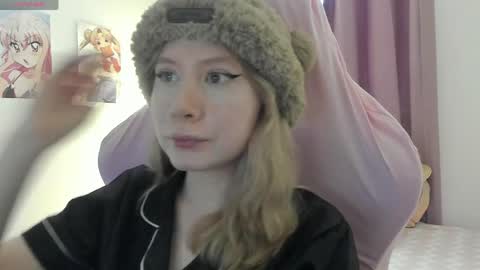 Snapshot of meikitty chatting on 04-23-26, 09:39 Mei online show from 04-23-26, 09:39