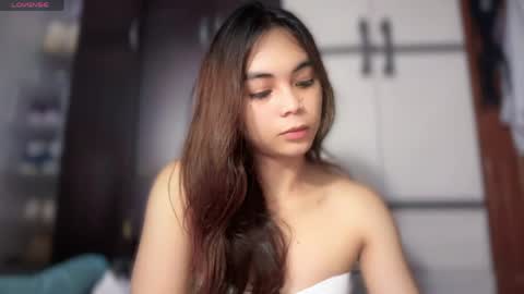 Snapshot of meiluxe chatting on 05-22-26, 01:39 meiluxe online show from 05-22-26, 01:39