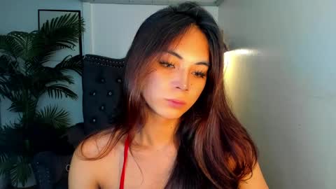 Snapshot of meiluxe chatting on 05-26-26, 03:41 meiluxe online show from 05-26-26, 03:41
