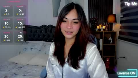 Snapshot of meiluxe chatting on 07-17-26, 10:55 meiluxe online show from 07-17-26, 10:55