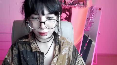 Snapshot of meitenshi chatting on 01-22-25, 06:52 mori3 online show from 01-22-25, 06:52