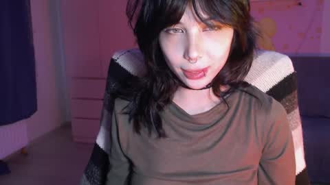 Snapshot of meitenshi chatting on 10-23-25, 12:04 mori3 online show from 10-23-25, 12:04