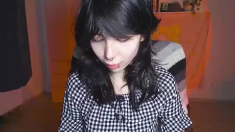 Snapshot of meitenshi chatting on 11-06-25, 06:58 mori3 online show from 11-06-25, 06:58