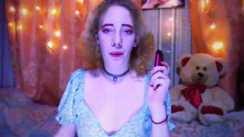 Snapshot of mel_mellie chatting on 12-26-24, 08:11 Mel Mellie online show from 12-26-24, 08:11