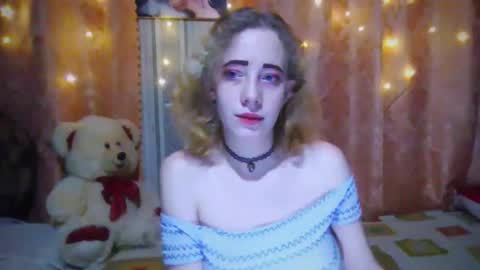 Snapshot of mel_mellie chatting on 12-29-24, 08:04 Mel Mellie online show from 12-29-24, 08:04