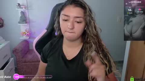 Snapshot of melaany_ chatting on 07-08-26, 10:58 Melaany online show from 07-08-26, 10:58