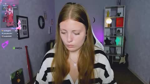 Snapshot of melani_bumm chatting on 09-21-25, 12:18 melani_bumm online show from 09-21-25, 12:18