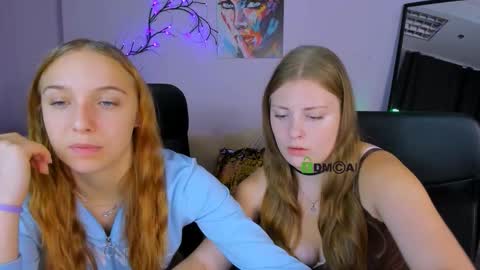 Snapshot of melani_bumm chatting on 10-04-25, 05:49 melani_bumm online show from 10-04-25, 05:49