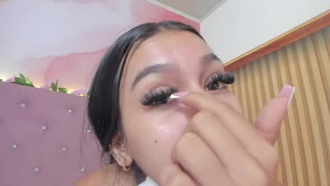 Snapshot of melanie__evans chatting on 05-28-26, 10:56 melanie__evans online show from 05-28-26, 10:56