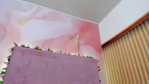 Snapshot of melanie__evans chatting on 07-01-26, 11:01 melanie__evans online show from 07-01-26, 11:01