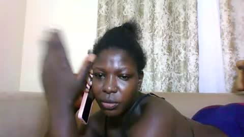 Snapshot of melanie_bae1 chatting on 07-16-26, 05:24 melanie_bae1 online show from 07-16-26, 05:24