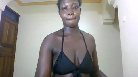 Snapshot of melanie_bae1 chatting on 07-18-26, 01:48 melanie_bae1 online show from 07-18-26, 01:48