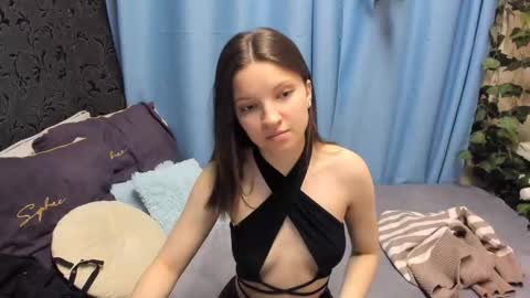 Melanie online show from 11-18-25, 08:52