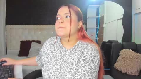 Melanie  online show from 03-11-25, 04:10