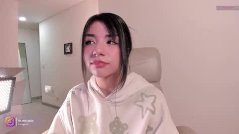 Melanie online show from 11-12-25, 10:52