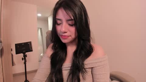 Snapshot of melanie_owo chatting on 02-26-26, 05:23 Melanie online show from 02-26-26, 05:23