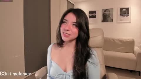 Snapshot of melanie_owo chatting on 05-30-26, 02:08 Melanie online show from 05-30-26, 02:08